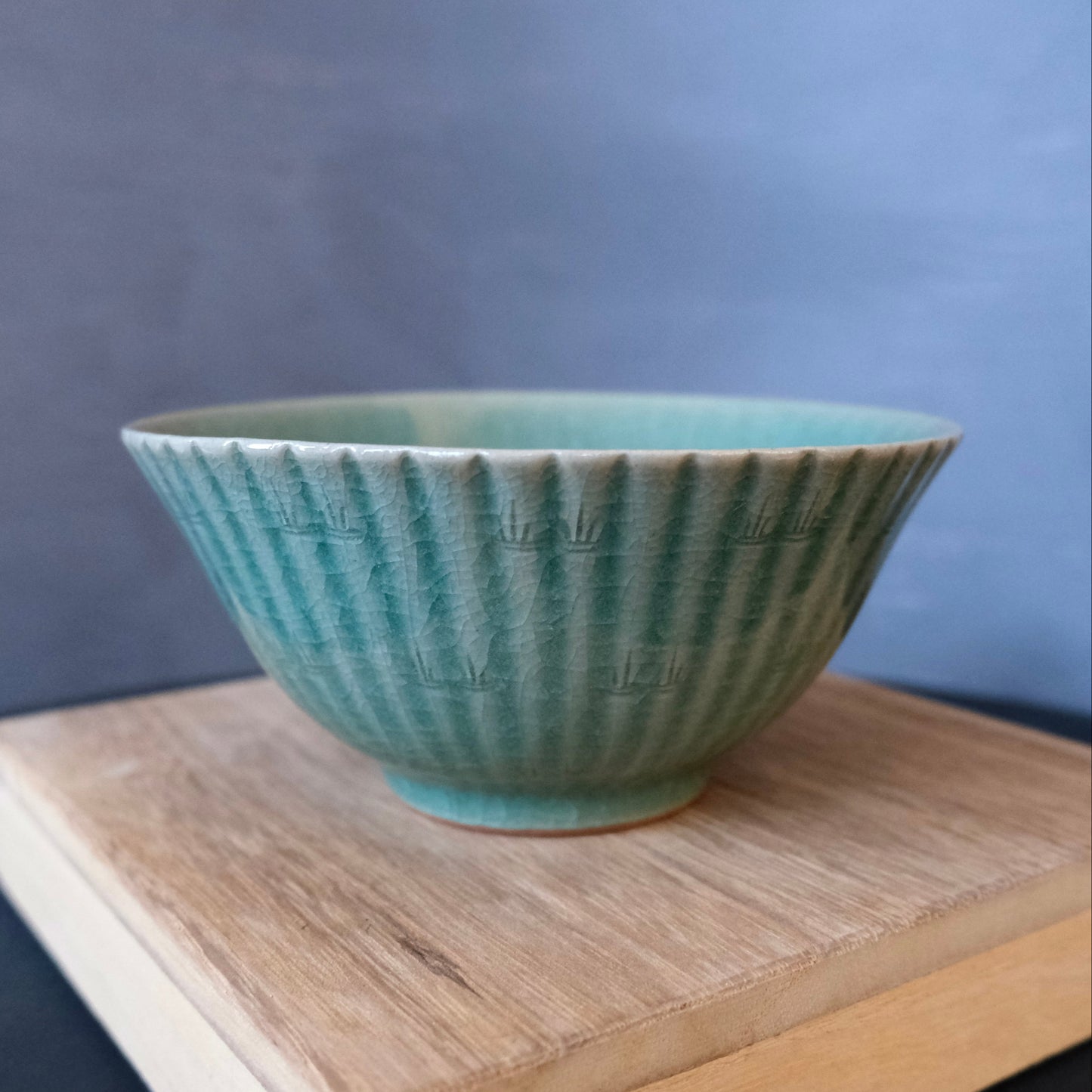 Vintage MATCHA BOWL 05 | 池光窯 高麗青磁 抹茶椀 (木箱入)