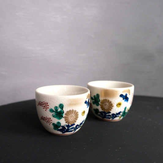 Vintage KUTANI ware OCHOKO x2 |  九谷焼 おちょこ