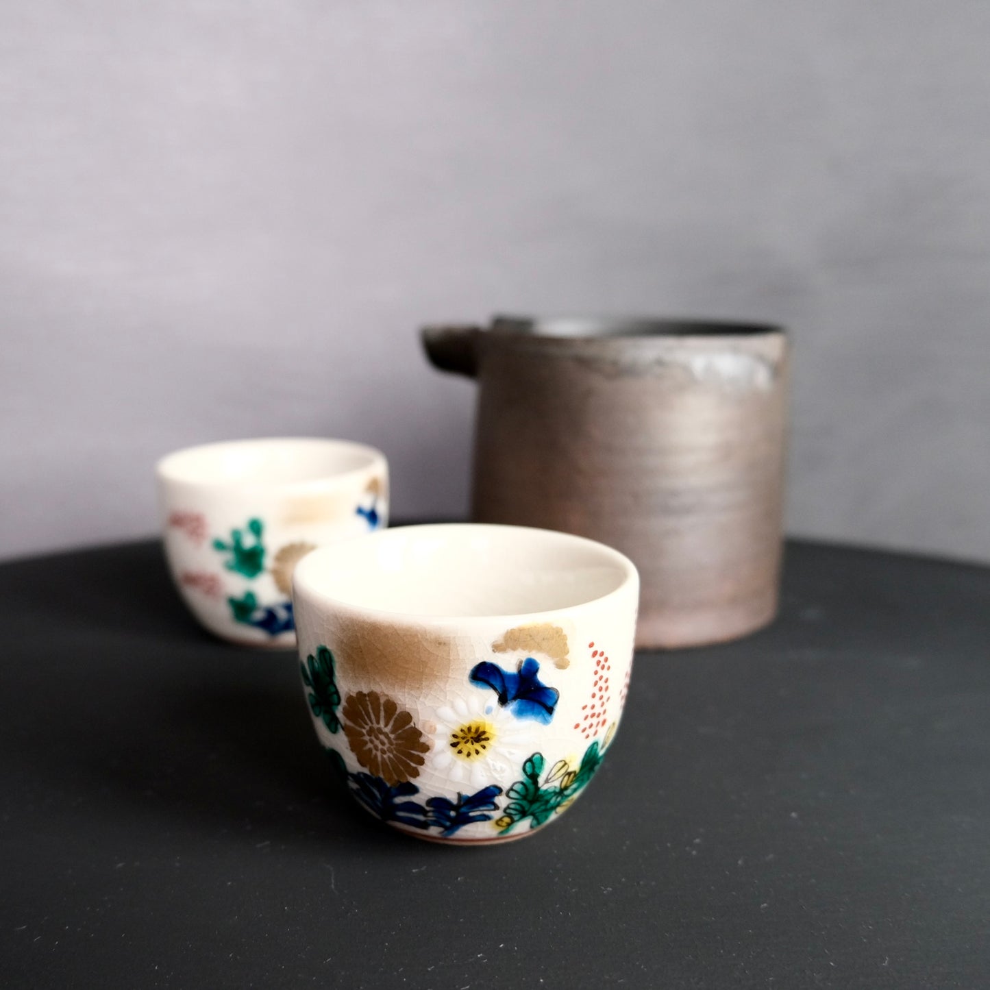 Vintage KUTANI ware OCHOKO x2 | 九谷焼 おちょこ