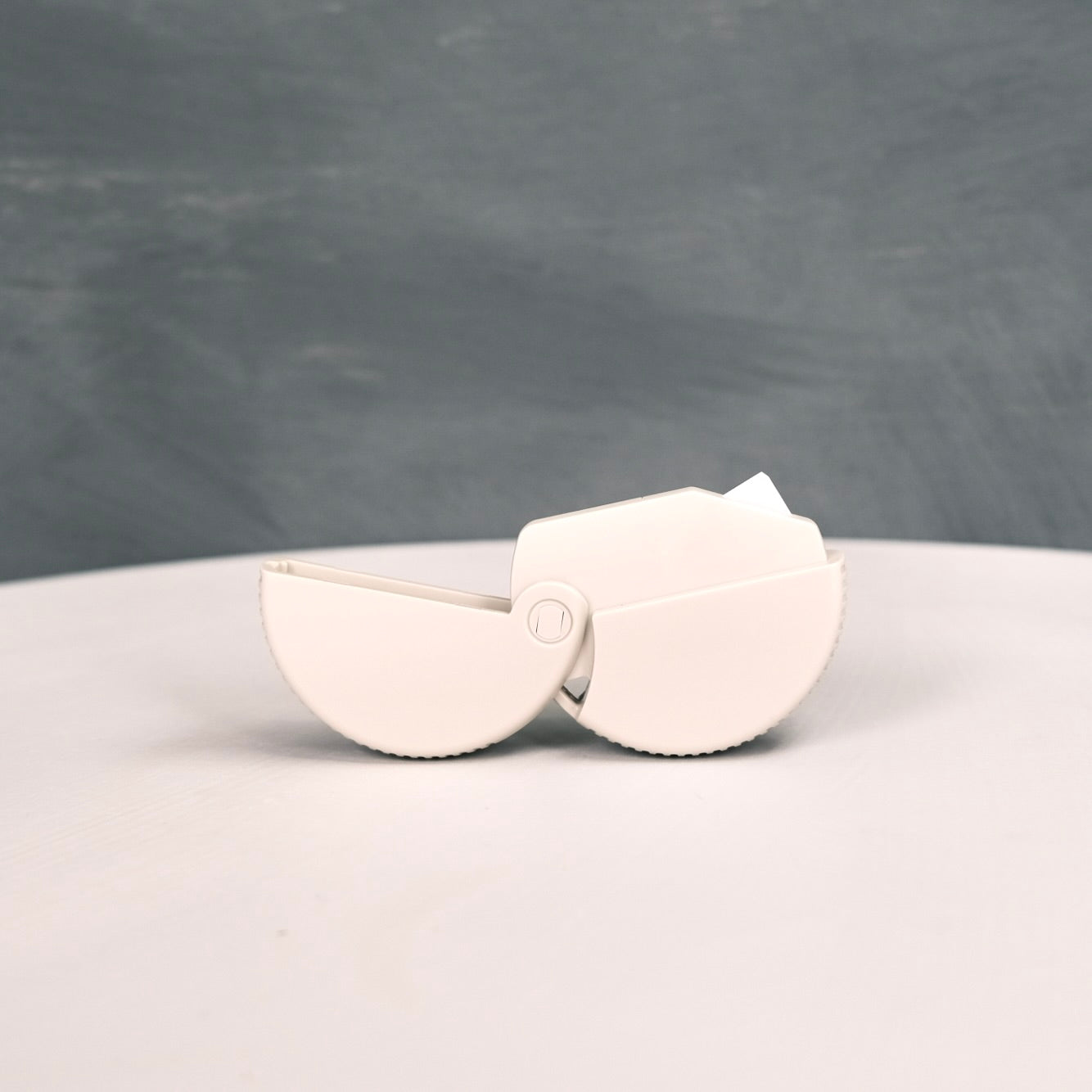 Compact BOX OPENER - Ivory | 宅急便オープナー 羊毛色