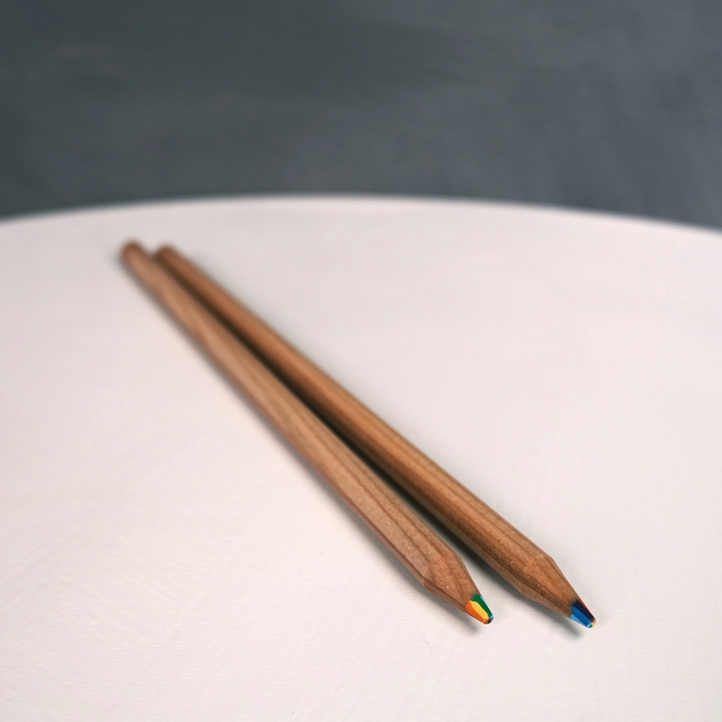 Rainbow pencils (set of 2) | 虹色鉛筆 2本組