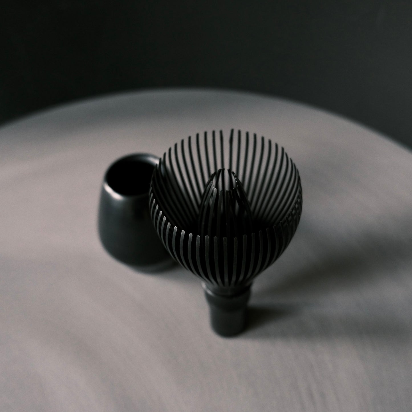 Matcha Black Resin Whisk (with holder) | 黒茶筅