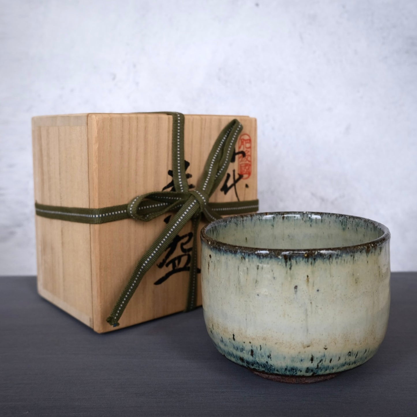 Vintage HIGO SHODAI ware MATCHA BOWL 02 | 肥後小代焼 抹茶椀 (木箱入)